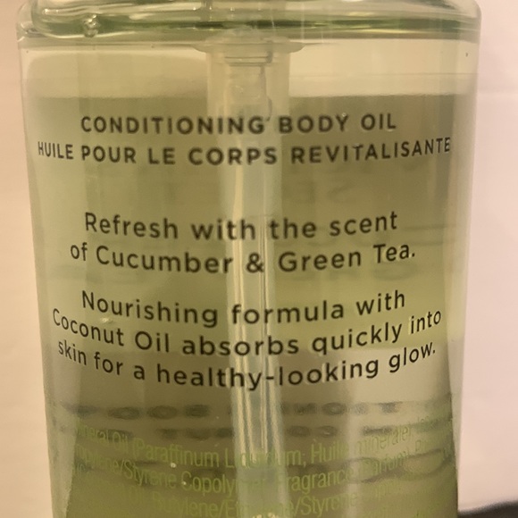 Victoria’s Secret cucumber and green tea refresh conditioning body oil - Picture 3 of 4